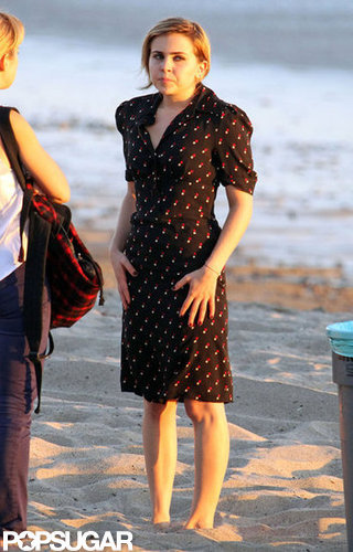 Parenthood's Mae Whitman Films a Sexy PDA Scene in Her Underwear Parenthood's Mae Whitman Films a Sexy PDA Scene in Her Underwear