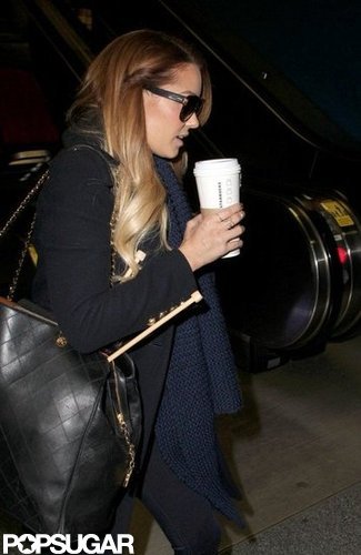Lauren Conrad Cozies Up For an Amtrak Ride to Philadelphia Lauren Conrad Cozies Up For an Amtrak Ride to Philadelphia