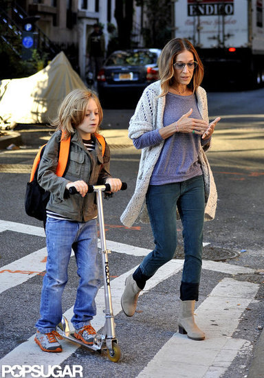 SJP Mixes Up Her Morning With James Wilkie and the Twins SJP Mixes Up Her Morning With James Wilkie and the Twins