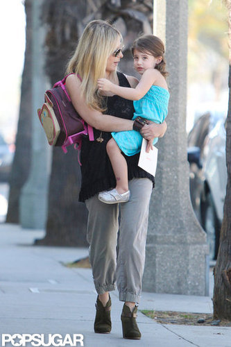 Sarah Michelle Gellar chatted with Charlotte Prinze in LA.
Sarah Michelle Gellar chatted with Charlotte Prinze in LA.