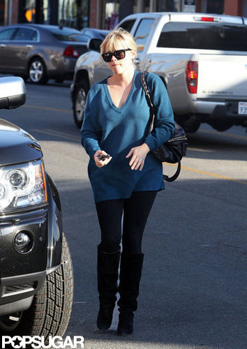 Reese Witherspoon walked in LA.
Reese Witherspoon walked in LA.