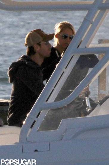 Enrique Iglesias and Anna Kournikova cozied up on a boat.
Enrique Iglesias and Anna Kournikova cozied up on a boat.
