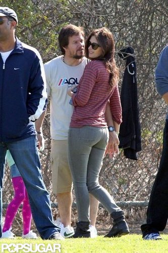 Mark Wahlberg and Rhea Durham shared a sweet moment at the park.
Mark Wahlberg and Rhea Durham shared a sweet moment at the park.