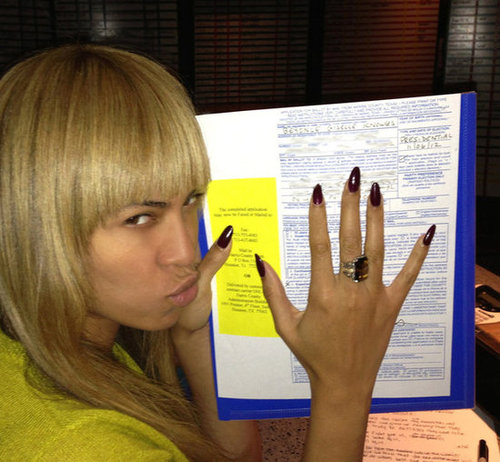 Beyoncé Knowles showed off her new bangs alongside her ballot.
Source: Tumblr user IAmBeyoncé
Beyoncé Knowles showed off her new bangs alongside her ballot.
Source: Tumblr user IAmBeyoncé