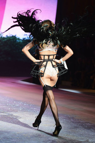 Revisit the 2012 Victoria's Secret Fashion Show! Revisit the 2012 Victoria's Secret Fashion Show!