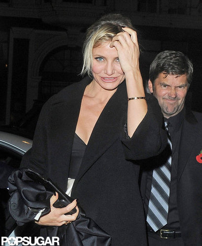 Cameron Diaz smiled for photographers in London.
Cameron Diaz smiled for photographers in London.