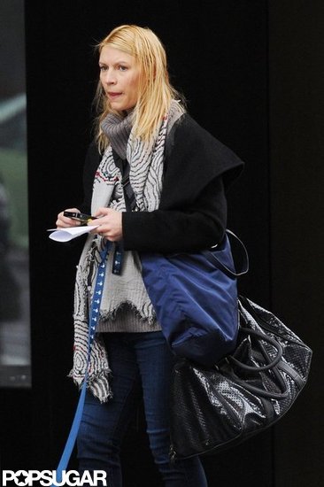 Claire Danes stepped out in a scarf and black coat to walk in NYC.
Claire Danes stepped out in a scarf and black coat to walk in NYC.