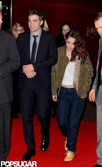 Kristen Makes a Quick Change to Party With Rob Kristen Makes a Quick Change to Party With Rob