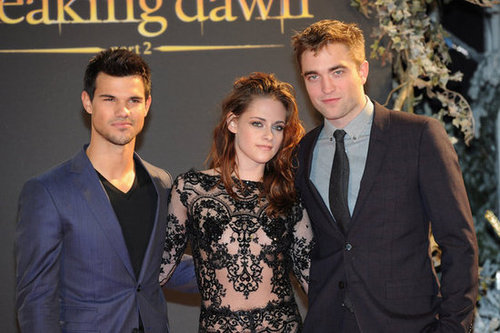 Taylor Lautner, Kristen Stewart, and Robert Pattinson got together in London.
Taylor Lautner, Kristen Stewart, and Robert Pattinson got together in London.