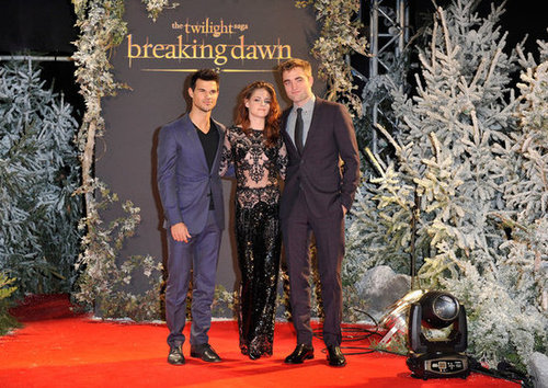 Breaking Dawn Part 2 is #1 — See All the Photos From Twilight's Final Press Tour! Breaking Dawn Part 2 is #1 — See All the Photos From Twilight's Final Press Tour!