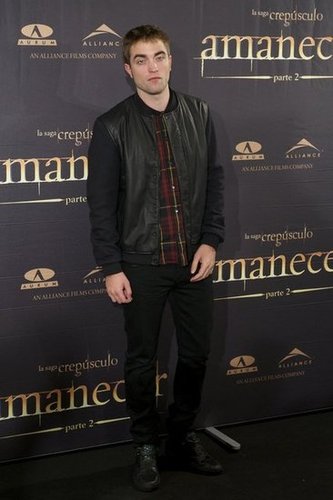Breaking Dawn Part 2 is #1 — See All the Photos From Twilight's Final Press Tour! Breaking Dawn Part 2 is #1 — See All the Photos From Twilight's Final Press Tour!