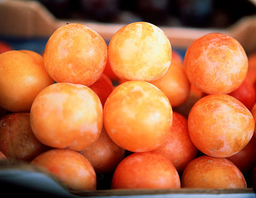 Plums Plums