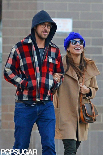 Ryan Gosling and Eva Mendes Keep Things Hot in Cold NYC Ryan Gosling and Eva Mendes Keep Things Hot in Cold NYC