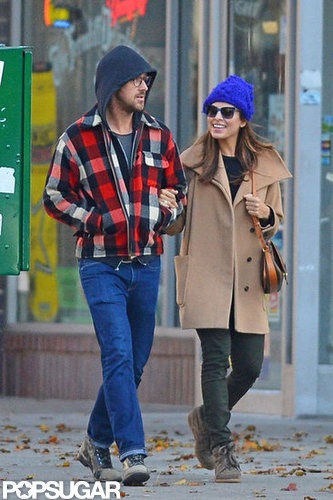 Ryan Gosling and Eva Mendes showed PDA in NYC.
Ryan Gosling and Eva Mendes showed PDA in NYC.