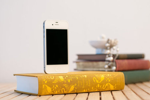 Booksi Dock For iPhone Booksi Dock For iPhone