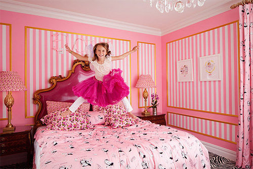 For 8-Year-Olds: A Night in the Eloise Suite at the Plaza Hotel For 8-Year-Olds: A Night in the Eloise Suite at the Plaza Hotel