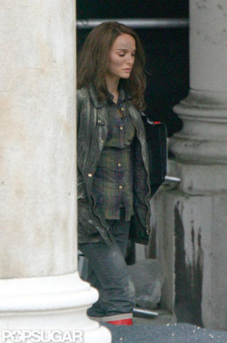Natalie Portman Gets Down and Dirty on the Set of Thor's Sequel Natalie Portman Gets Down and Dirty on the Set of Thor's Sequel