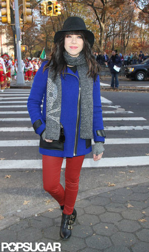 Carly Rae Jepsen checked out the Macy's Thanksgiving Day Parade in NYC.
Carly Rae Jepsen checked out the Macy's Thanksgiving Day Parade in NYC.