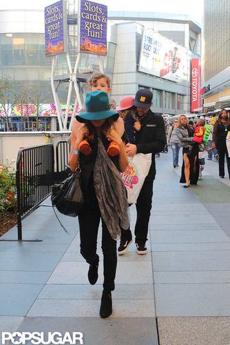 Nicole Richie attended the Yo Gabba Gabba show with her kids and husband Joel Madden in LA.
Nicole Richie attended the Yo Gabba Gabba show with her kids and husband Joel Madden in LA.