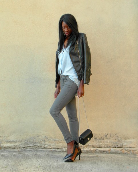 http://stylesbyassitan.blogspot.fr/2012/11/look-casual-chic-pour-petite-viree-avec.html