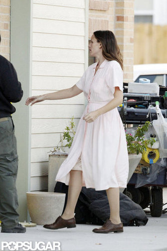 Jennifer Garner stepped out of the wardrobe trailer in character.
Jennifer Garner stepped out of the wardrobe trailer in character.