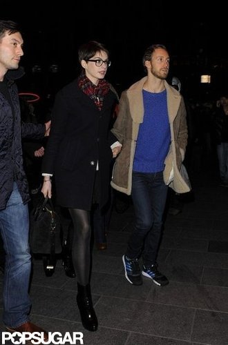 Anne Hathaway and Adam Shulman walked hand in hand.
Anne Hathaway and Adam Shulman walked hand in hand.