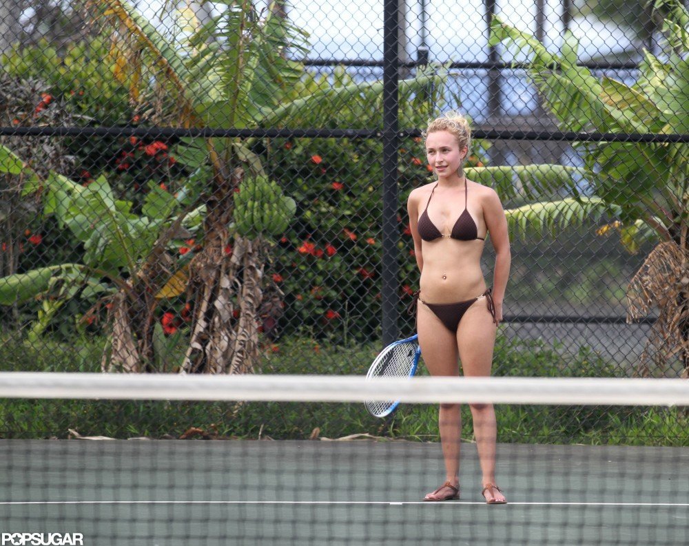 In April 2012, Hayden Panettiere played tennis in her bikini during a vacation in Hawaii.
In April 2012, Hayden Panettiere played tennis in her bikini during a vacation in Hawaii.