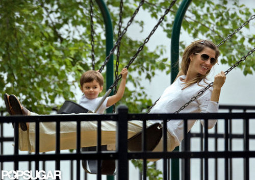 Gisele Bündchen and Benjamin Brady enjoyed the swing set in a park in Boston in May.
Gisele Bündchen and Benjamin Brady enjoyed the swing set in a park in Boston in May.