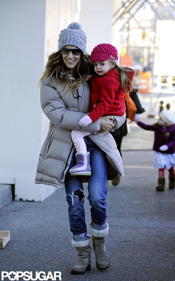 Sarah Jessica Parker held on to baby Tabitha Broderick in NYC.
Sarah Jessica Parker held on to baby Tabitha Broderick in NYC.
