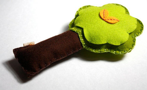 Stephanie Monroe Green Tree Rattle ($19)
Stephanie Monroe Green Tree Rattle ($19)