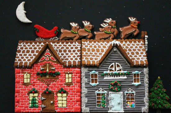 Brick- and Wood-Patterned Gingerbread Houses Brick- and Wood-Patterned Gingerbread Houses