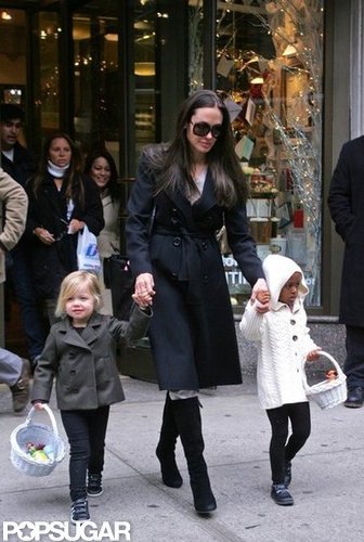 In February 2009, Angelina Jolie held hands with daughters Shiloh and Zahara.
In February 2009, Angelina Jolie held hands with daughters Shiloh and Zahara.