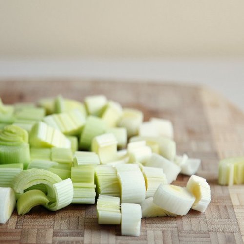 How to Clean Leeks