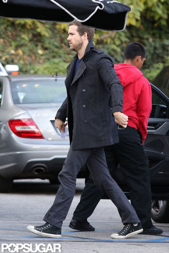 Ryan Reynolds wore a peacoat.
Ryan Reynolds wore a peacoat.