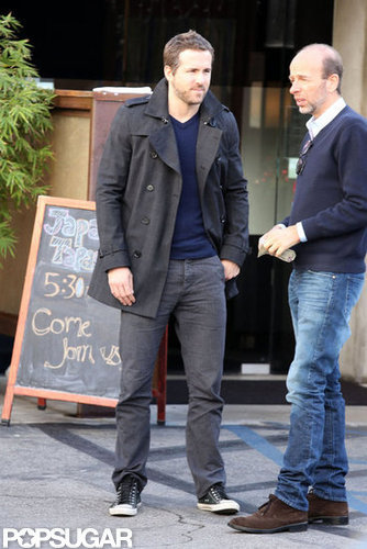 Ryan Reynolds Makes a Sexy Sushi Run in LA Ryan Reynolds Makes a Sexy Sushi Run in LA