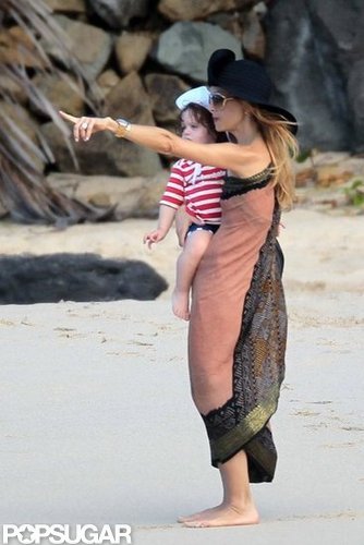 Rachel Zoe showed her son Skyler the ocean.
Rachel Zoe showed her son Skyler the ocean.