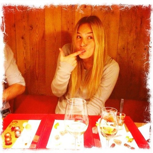Bar Refaeli enjoyed some desserts.
Source: Instagram user barrefaeli
Bar Refaeli enjoyed some desserts.
Source: Instagram user barrefaeli