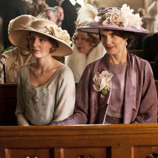 The Best Makeup, Hair & Beauty Looks Of Downton Abbey Stars