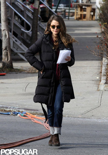 Keri Russell tucked her hand in her pocket.
Keri Russell tucked her hand in her pocket.