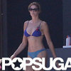 Stephanie Seymour at the Beach With Lily Brant | Pictures