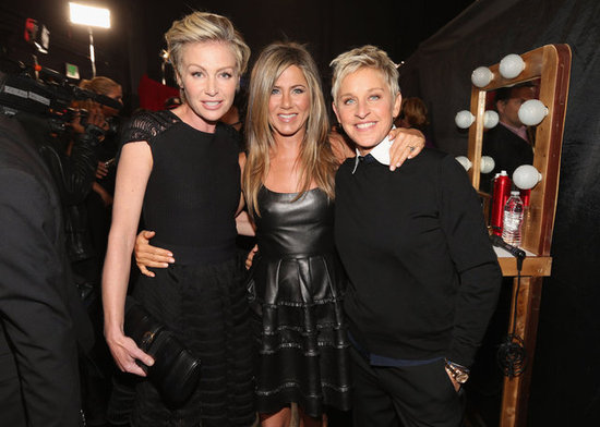 Jennifer Aniston Hangs With Ellen DeGeneres and Portia de Rossi at 2013 PCAs Jennifer Aniston Hangs With Ellen DeGeneres and Portia de Rossi at 2013 PCAs
