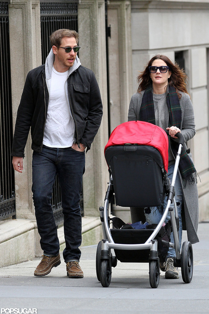 Drew Barrymore, Will Kopelman, and Olive Kopelman had a family day out.
Drew Barrymore, Will Kopelman, and Olive Kopelman had a family day out.