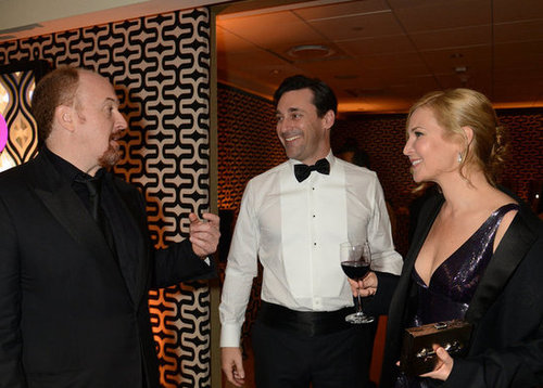 Julianne, Lena, Jon, and More Meet Up at HBO's Globes Afterparty Julianne, Lena, Jon, and More Meet Up at HBO's Globes Afterparty
