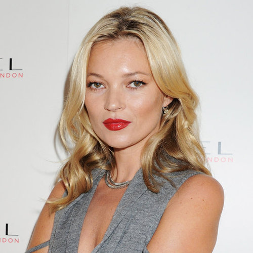 Celebrating her 10th year as the face of Rimmel London, Kate stepped up her wow factor with a statement lip and glossy locks.
Celebrating her 10th year as the face of Rimmel London, Kate stepped up her wow factor with a statement lip and glossy locks.