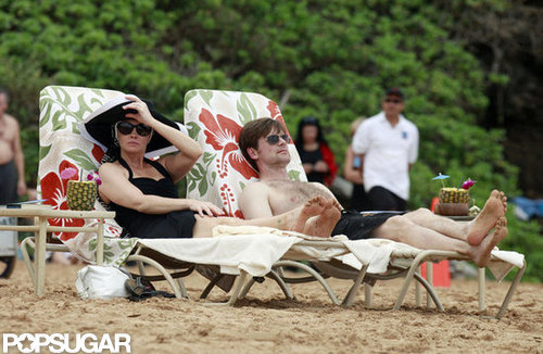 Parenthood's Peter Krause Goes Shirtless in a Beach Scene With Monica Potter Parenthood's Peter Krause Goes Shirtless in a Beach Scene With Monica Potter
