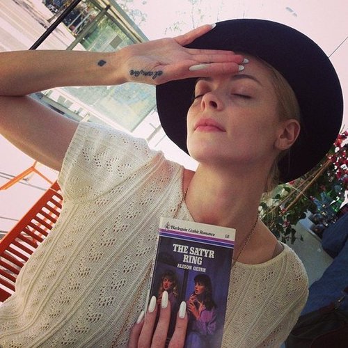 Jaime King swooned over a romance novel.
Source: Instagram user jaime_king
Jaime King swooned over a romance novel.
Source: Instagram user jaime_king