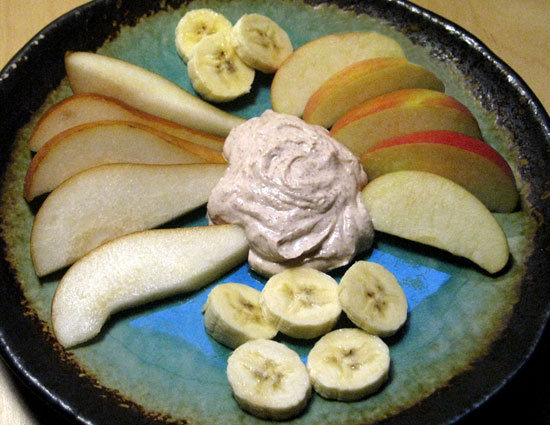Creamy Peanut Butter Dip With Fruit Creamy Peanut Butter Dip With Fruit