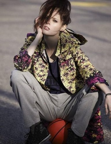Elle Italy January 2011 Elle Italy January 2011