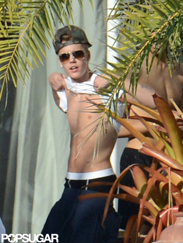 Justin Bieber showed off his abs.
Justin Bieber showed off his abs.