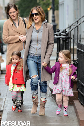 Sarah Jessica Parker held her daughters' hands as they walked together in NYC.
Sarah Jessica Parker held her daughters' hands as they walked together in NYC.